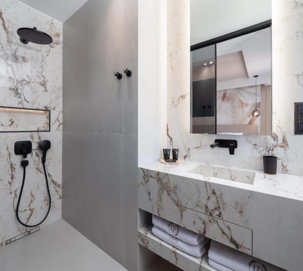 Luxury Rooms Le Prestige Few Minutes From Split'S Iconic Waterfront Esterno foto