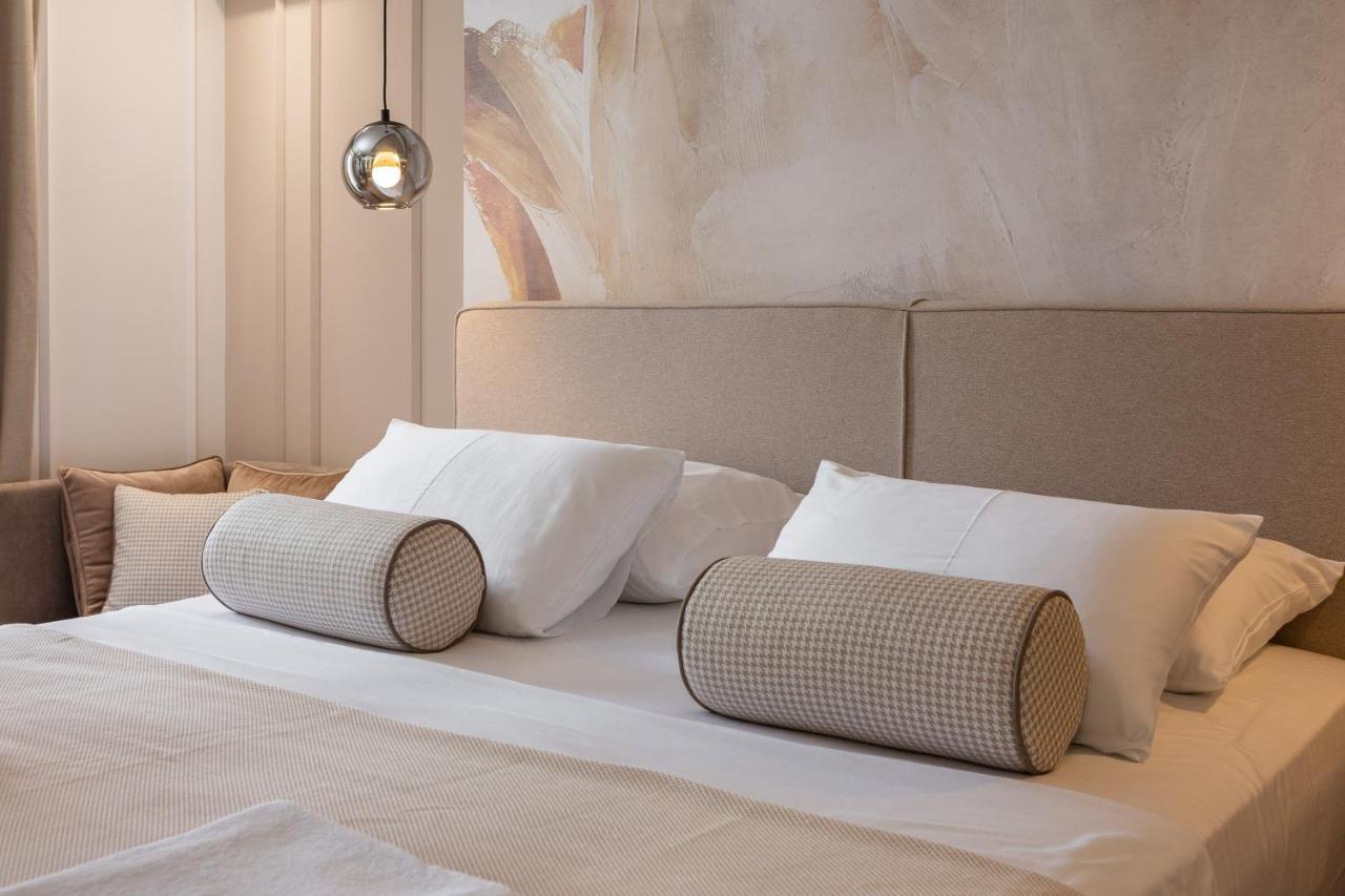 Luxury Rooms Le Prestige Few Minutes From Split'S Iconic Waterfront Esterno foto